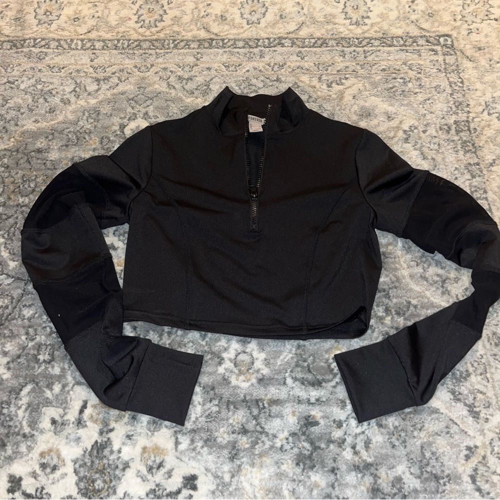 forever 21 athletic cropped quarter zip small